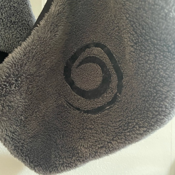 Psylo Gray and Black Wrap - Picture 2 of 3